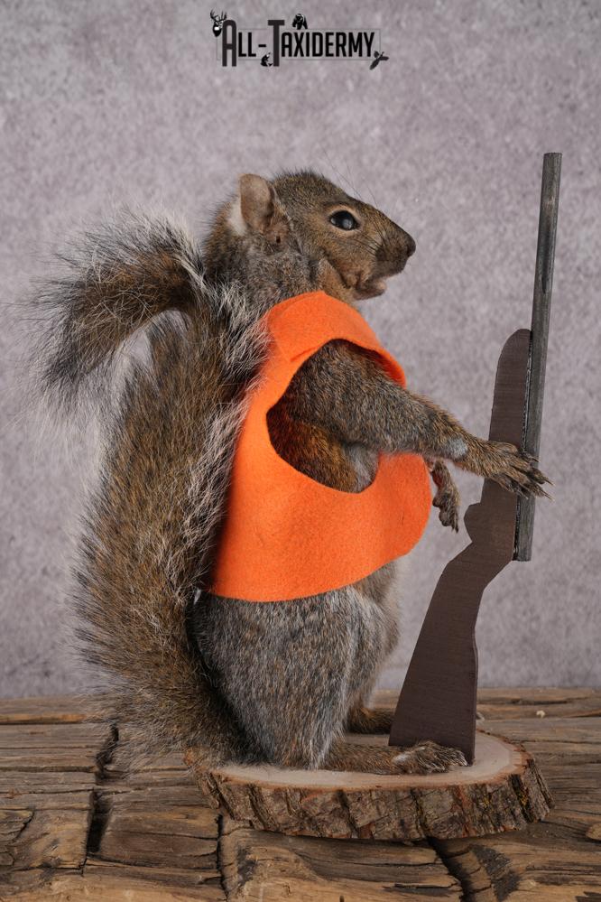 Hunting Squirrel with Rifle and Orange Vest SKU 2935 - Image 3